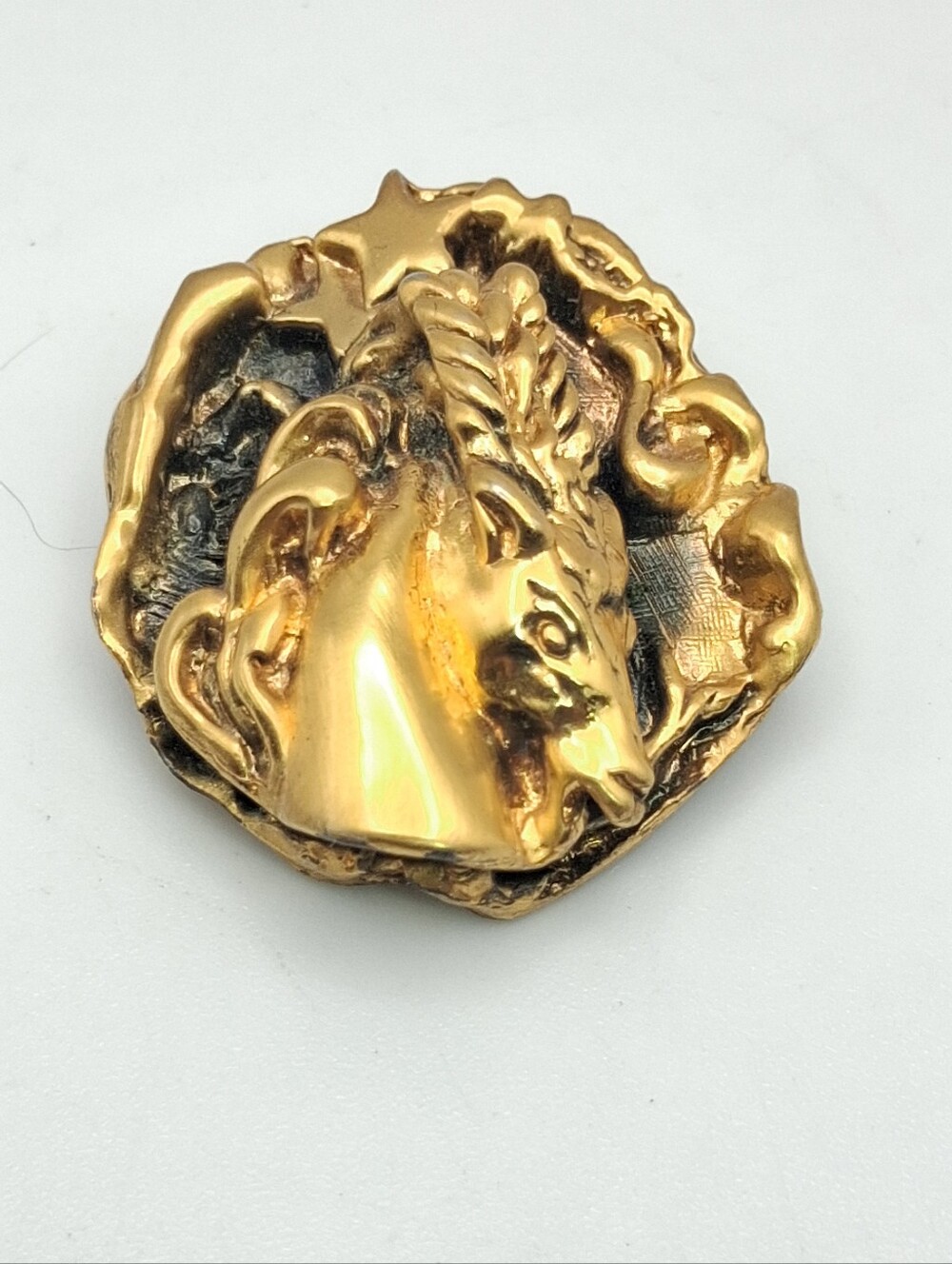 PW19. Tortolani Gold-Tone Mythical Horse Brooch